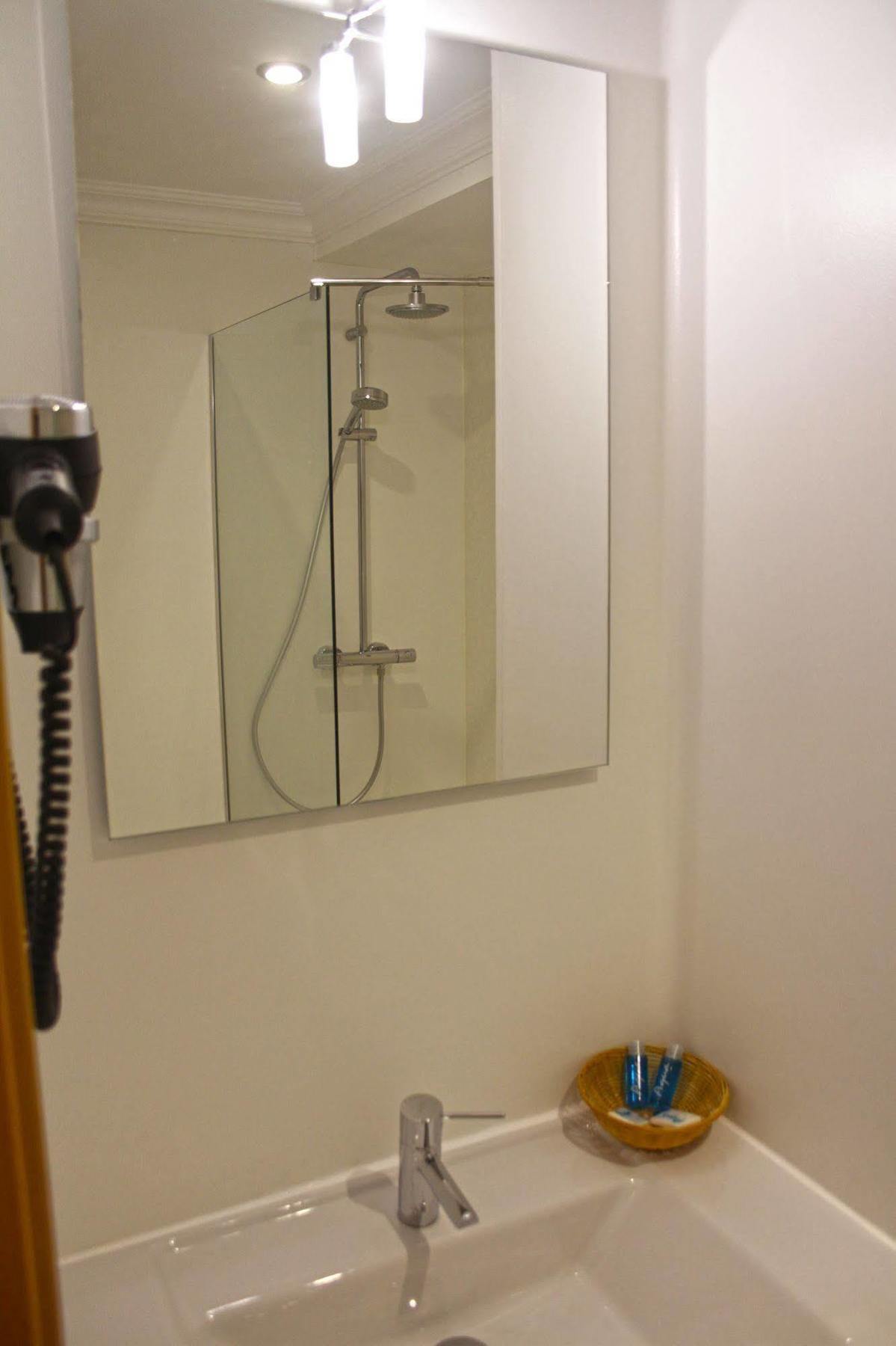 Rocha Prestige - Guest House And Suites Portimao Ngoại thất bức ảnh